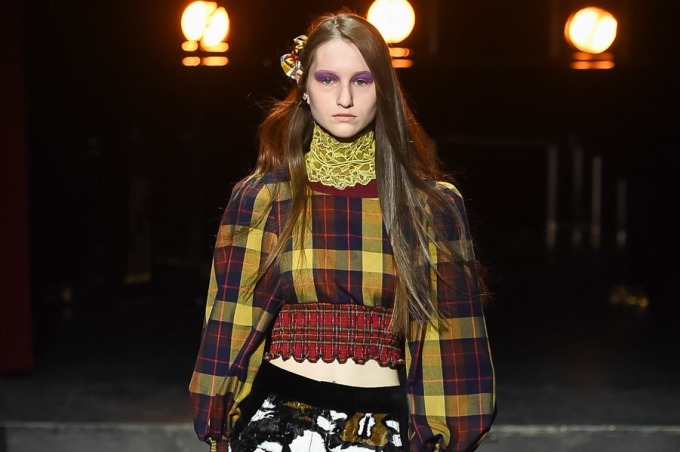 ジョルネ 2018-19年秋冬 ウィメンズ