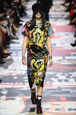 ディオール 2018-19年秋冬コレクション -  自由を主張しファッションを心から楽しもう｜写真17