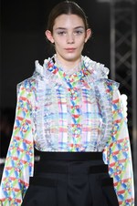 アンリアレイジ 2018-19年秋冬コレクション - 光が露わにするのは実像か虚像か｜写真7