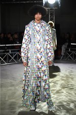 アンリアレイジ 2018-19年秋冬コレクション - 光が露わにするのは実像か虚像か｜写真8