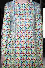 アンリアレイジ 2018-19年秋冬コレクション - 光が露わにするのは実像か虚像か｜写真11