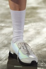 アンリアレイジ 2018-19年秋冬コレクション - 光が露わにするのは実像か虚像か｜写真24