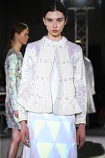 アンリアレイジ 2018-19年秋冬コレクション - 光が露わにするのは実像か虚像か｜写真37