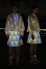 アンリアレイジ 2018-19年秋冬コレクション - 光が露わにするのは実像か虚像か｜写真40