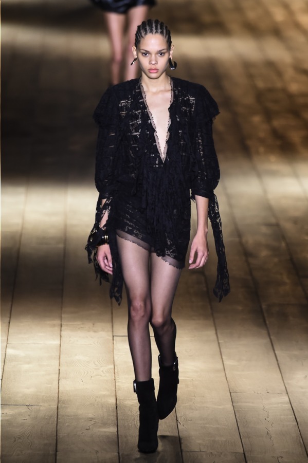 サンローラン(Saint Laurent) 2018-19年秋冬ウィメンズコレクション  - 写真6