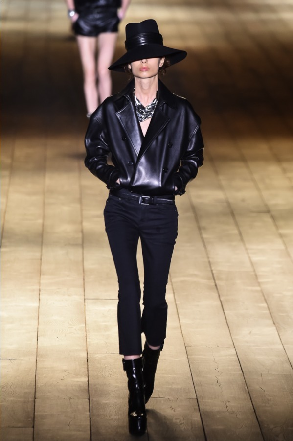 サンローラン(Saint Laurent) 2018-19年秋冬ウィメンズコレクション シルエット - 写真24