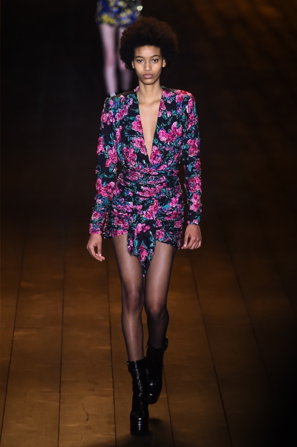 サンローラン(Saint Laurent) 2018-19年秋冬ウィメンズコレクション シルエット - 写真62