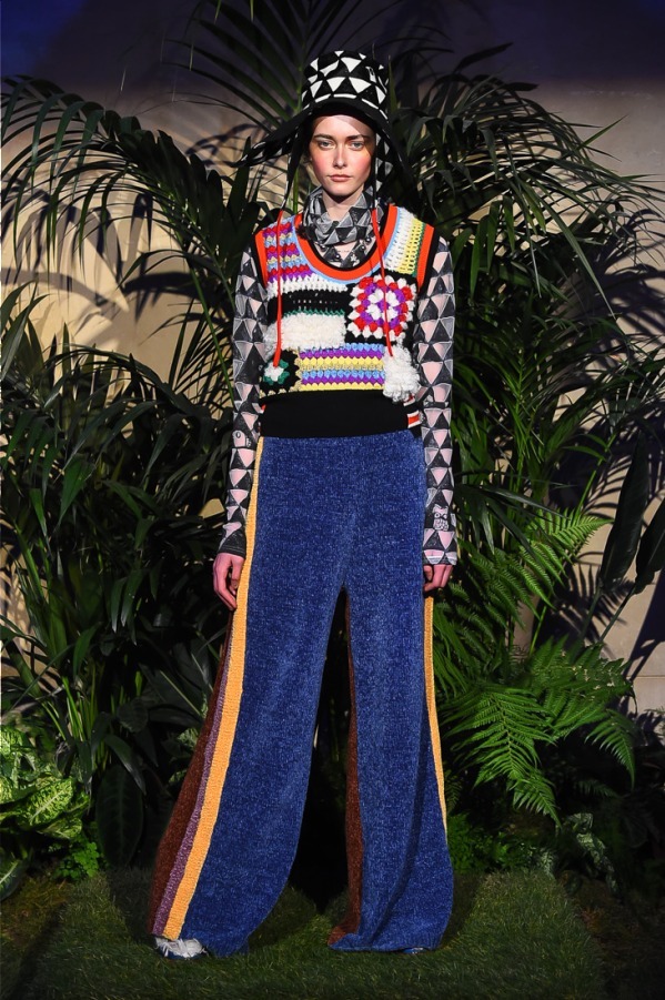 ツモリチサト(TSUMORI CHISATO) 2018-19年秋冬ウィメンズコレクション シルエット - 写真18