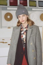 メゾン キツネ 2018-19年秋冬コレクション、心躍るレトロフューチャースタイル｜写真23