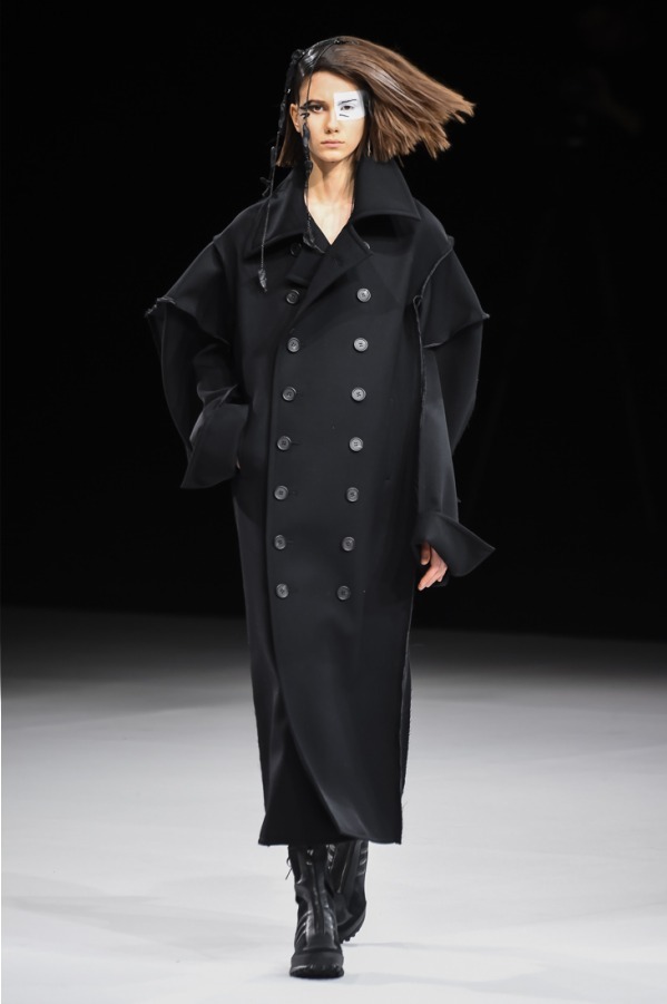 ヨウジヤマモト 2018-19年秋冬<span>コレクション</span> - 写真29