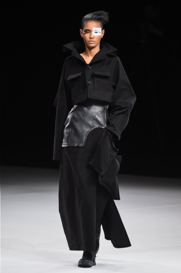 ヨウジヤマモト 2018-19年秋冬<span>コレクション</span> - 写真48