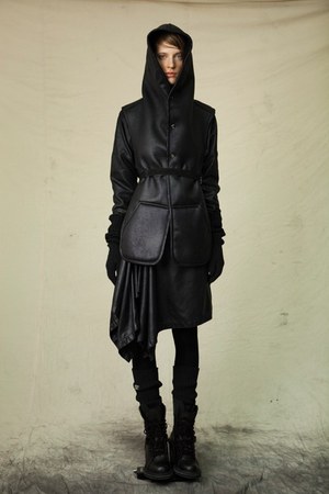 ZUCCa(ズッカ) 2012-13年秋冬コレクション - 森の持つ優しさや温もり、厳しさを描く｜写真4