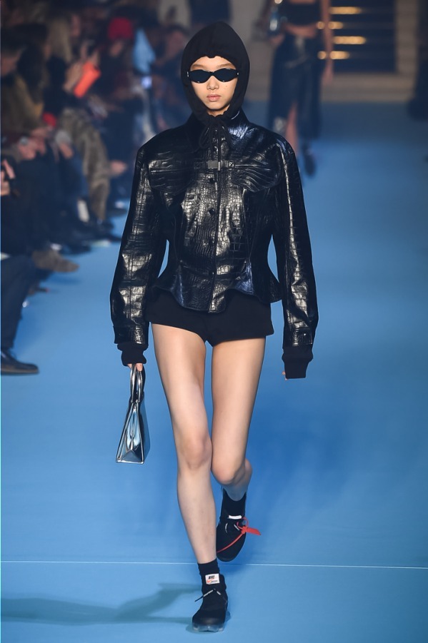 オフ-ホワイト  2018-19年秋冬<span>コレクション</span> - 写真13