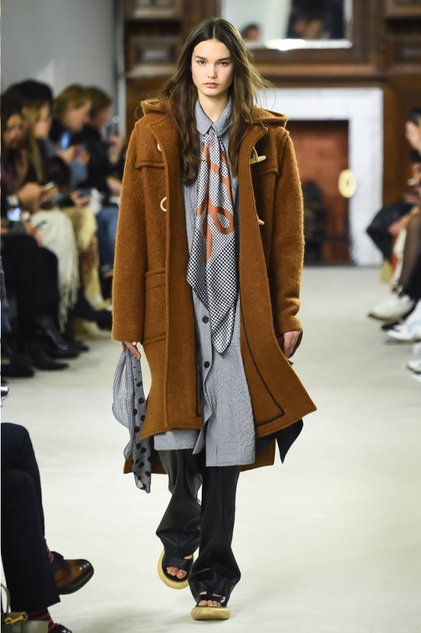 ロエベ(LOEWE) 2018-19年秋冬ウィメンズコレクション  - 写真14