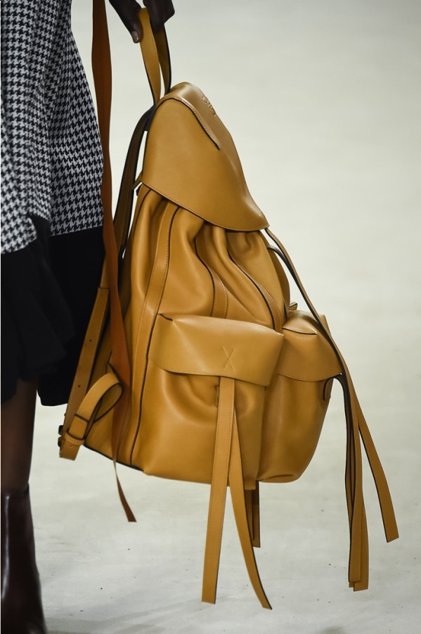 ロエベ(LOEWE) 2018-19年秋冬ウィメンズコレクション ディテール - 写真8