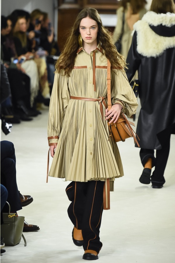 ロエベ(LOEWE) 2018-19年秋冬ウィメンズコレクション  - 写真37