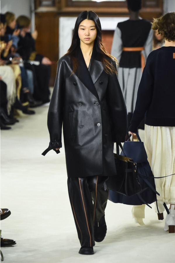 ロエベ(LOEWE) 2018-19年秋冬ウィメンズコレクション  - 写真48