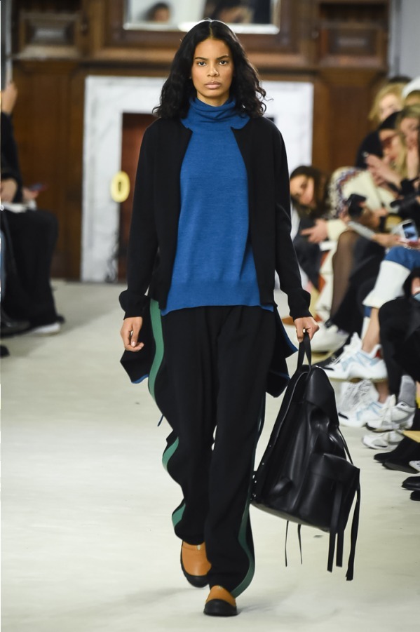 ロエベ(LOEWE) 2018-19年秋冬ウィメンズコレクション  - 写真53