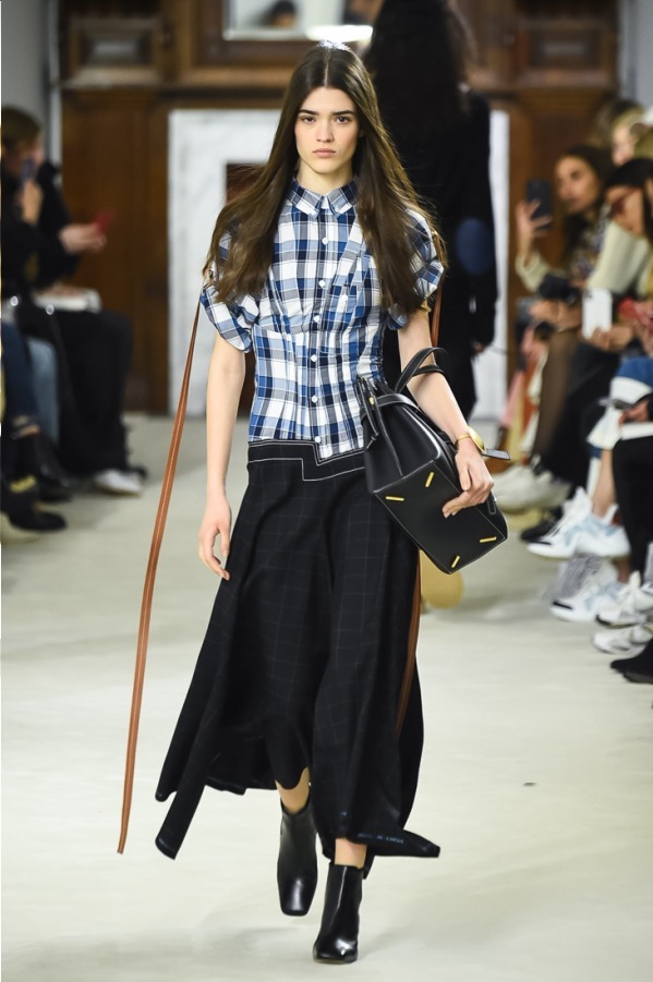 ロエベ(LOEWE) 2018-19年秋冬ウィメンズコレクション  - 写真59