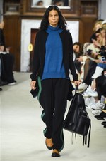 ロエベ 2018-19年秋冬コレクション - 上質な生活は彼女の審美眼から生まれる｜写真53