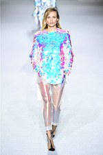 バルマン 2018-19年秋冬コレクション - 進行方向の先には明るい未来が待っている｜写真2