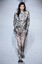 バルマン 2018-19年秋冬コレクション - 進行方向の先には明るい未来が待っている｜写真8