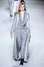 バルマン 2018-19年秋冬コレクション - 進行方向の先には明るい未来が待っている｜写真13