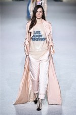 バルマン 2018-19年秋冬コレクション - 進行方向の先には明るい未来が待っている｜写真21