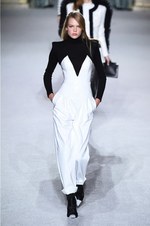 バルマン 2018-19年秋冬コレクション - 進行方向の先には明るい未来が待っている｜写真35