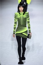 バルマン 2018-19年秋冬コレクション - 進行方向の先には明るい未来が待っている｜写真48