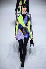 バルマン 2018-19年秋冬コレクション - 進行方向の先には明るい未来が待っている｜写真55