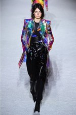 バルマン 2018-19年秋冬コレクション - 進行方向の先には明るい未来が待っている｜写真65