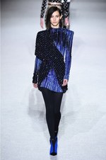 バルマン 2018-19年秋冬コレクション - 進行方向の先には明るい未来が待っている｜写真71