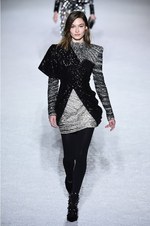 バルマン 2018-19年秋冬コレクション - 進行方向の先には明るい未来が待っている｜写真73