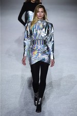 バルマン 2018-19年秋冬コレクション - 進行方向の先には明るい未来が待っている｜写真87