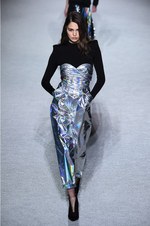 バルマン 2018-19年秋冬コレクション - 進行方向の先には明るい未来が待っている｜写真88