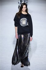 バルマン 2018-19年秋冬コレクション - 進行方向の先には明るい未来が待っている｜写真89