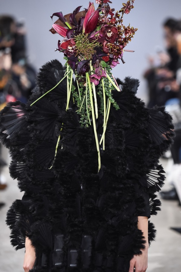 ノワール ケイ ニノミヤ(noir kei ninomiya) 2018-19年秋冬ウィメンズコレクション ディテール - 写真3