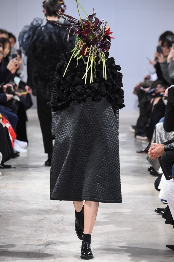 ノワール ケイ ニノミヤ 2018-19年秋冬<span>コレクション</span> - 写真14