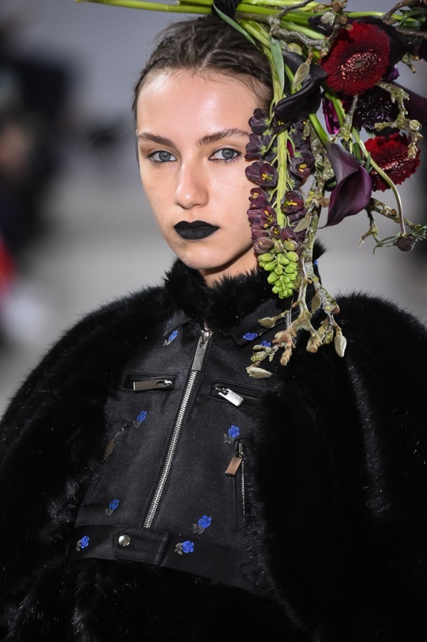 ノワール ケイ ニノミヤ(noir kei ninomiya) 2018-19年秋冬ウィメンズ 