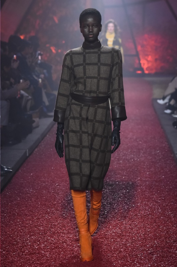 エルメス(HERMÈS) 2018-19年秋冬ウィメンズコレクション シルエット - 写真14