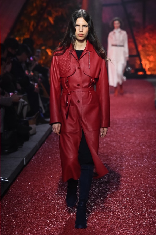 エルメス(HERMÈS) 2018-19年秋冬ウィメンズコレクション シルエット - 写真25