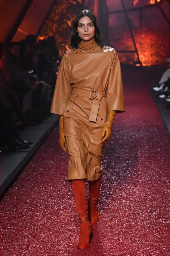 エルメス(HERMÈS) 2018-19年秋冬ウィメンズコレクション シルエット - 写真55