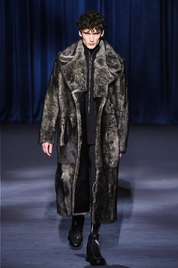 ジバンシィ 2018-19年秋冬｜male ファーコート