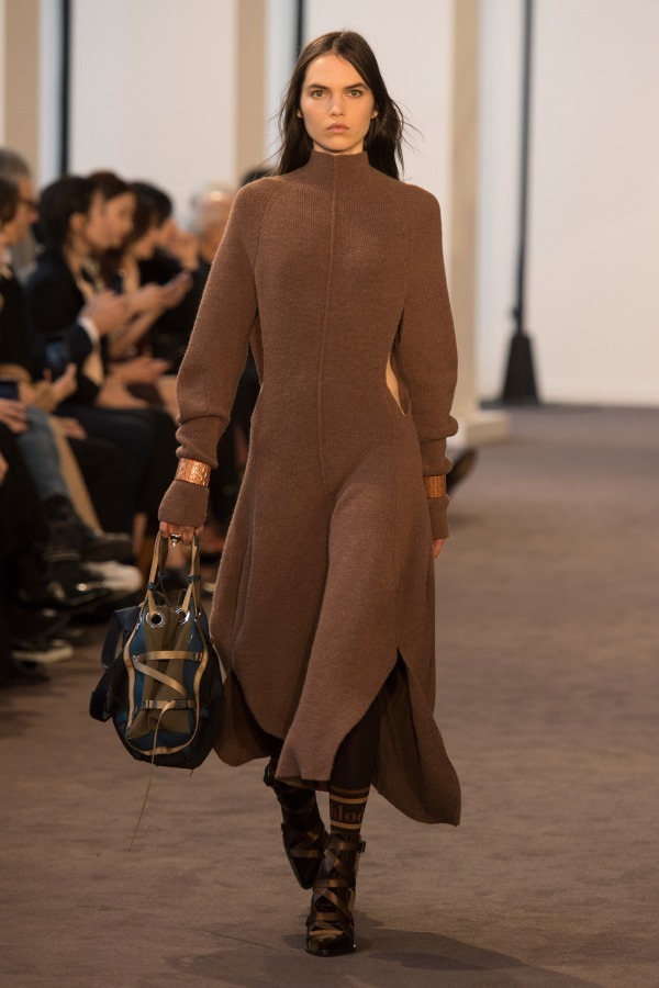 クロエ(Chloé) 2018-19年秋冬ウィメンズコレクション  - 写真20