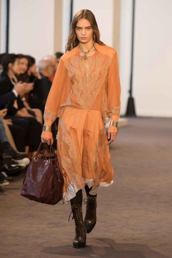 クロエ(Chloé) 2018-19年秋冬ウィメンズコレクション  - 写真35