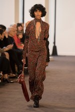 クロエ 2018-19年秋冬コレクション - 伝統は未来へ向けどのように受け継がれるべきなのか｜写真50