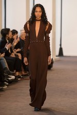 クロエ 2018-19年秋冬コレクション - 伝統は未来へ向けどのように受け継がれるべきなのか｜写真54