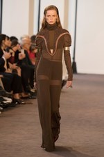 クロエ 2018-19年秋冬コレクション - 伝統は未来へ向けどのように受け継がれるべきなのか｜写真60