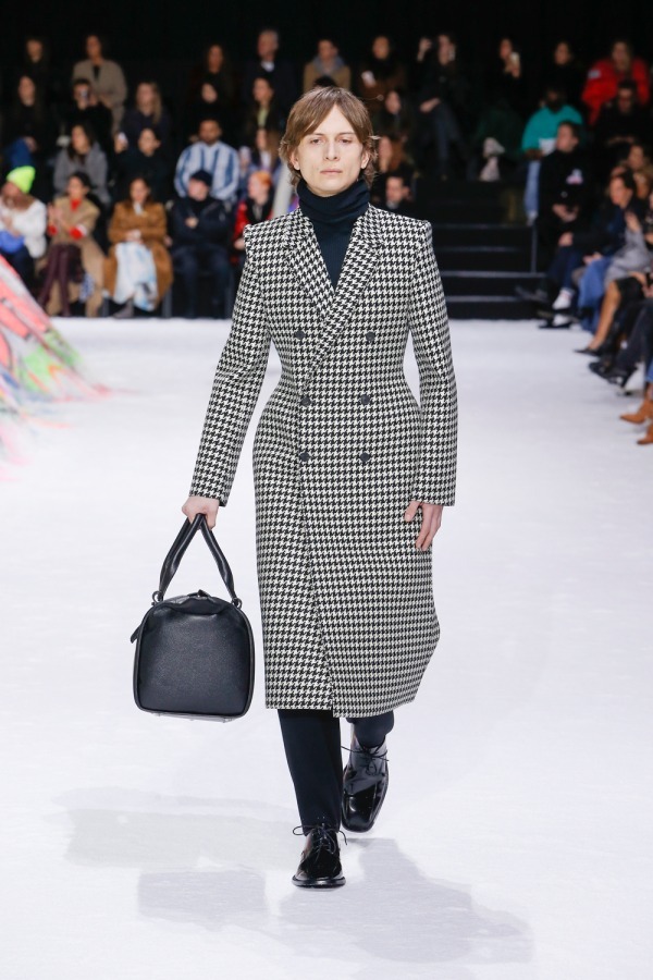 バレンシアガ(BALENCIAGA) 2018年冬ウィメンズ&メンズコレクション  - 写真16